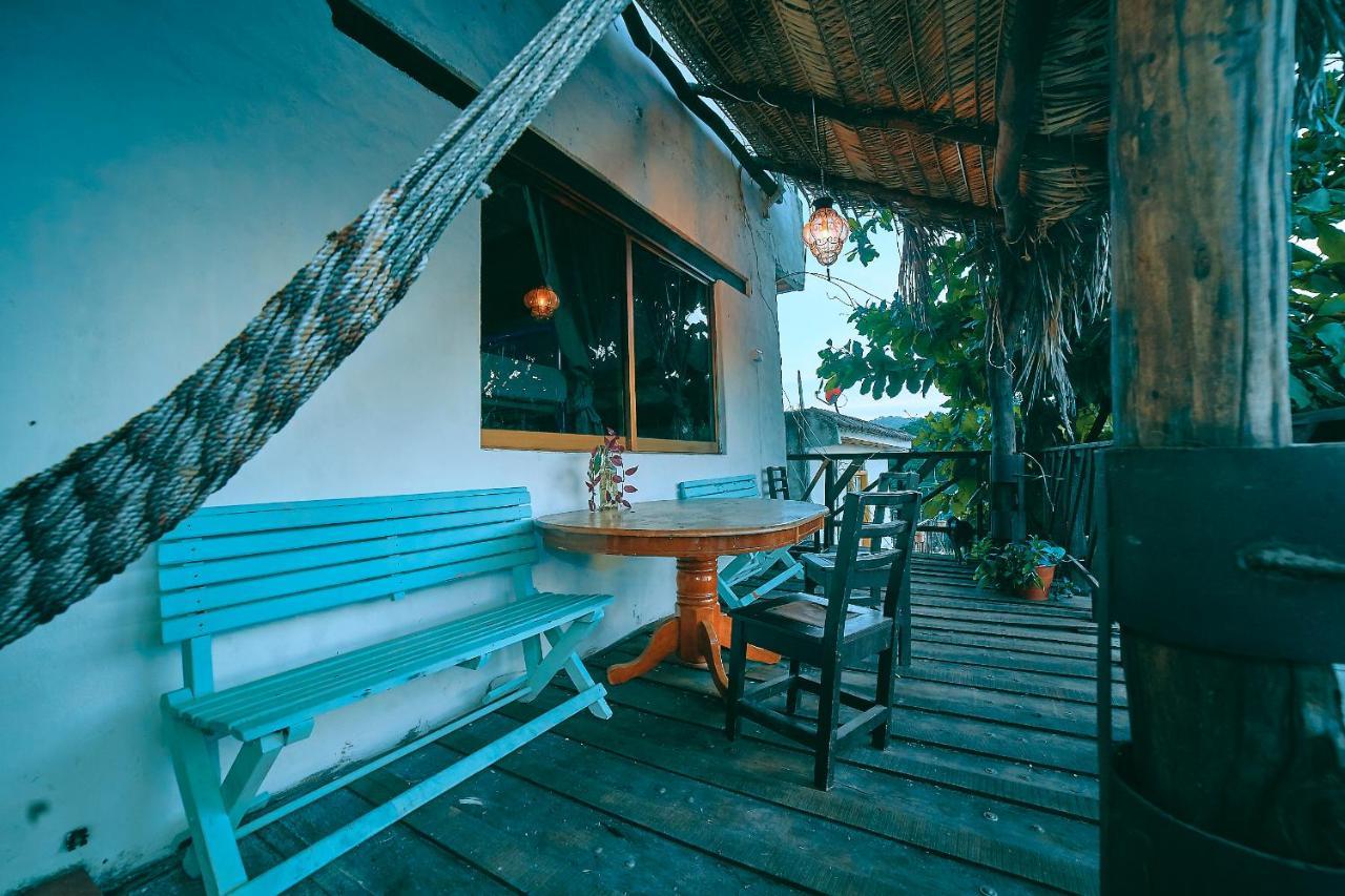 Blue Pepper Beds Sayulita Hostel ภายนอก รูปภาพ