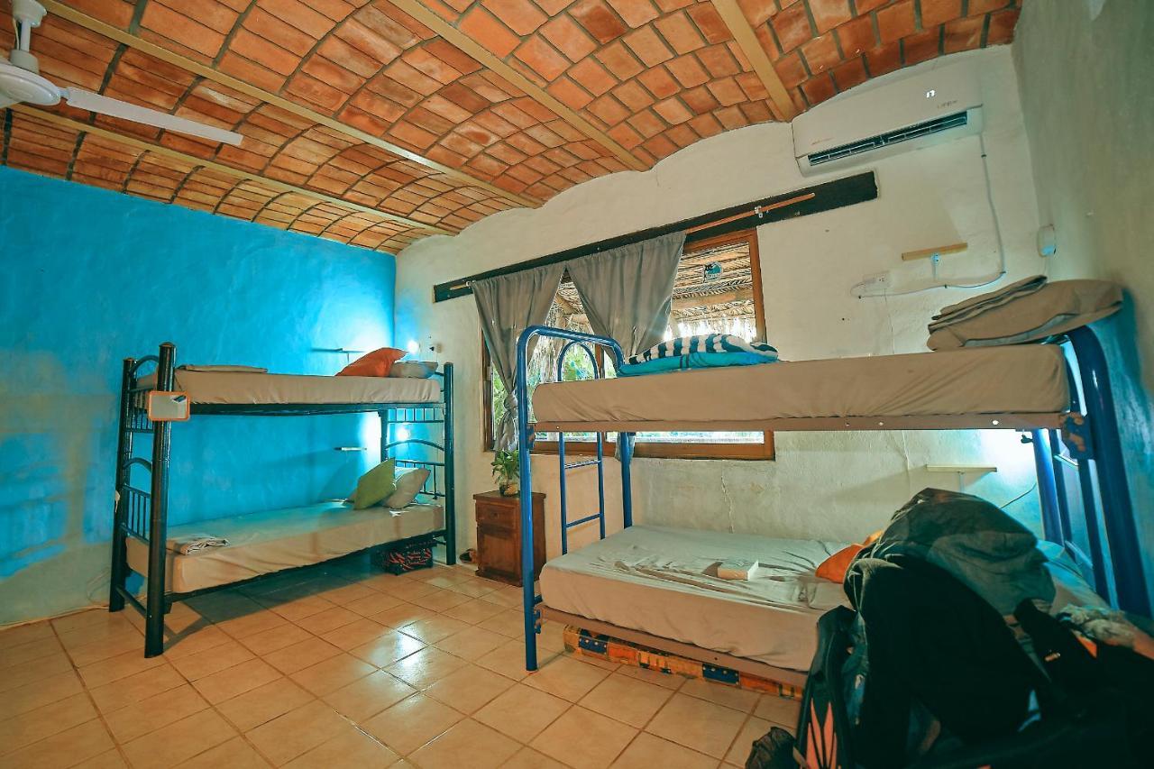 Blue Pepper Beds Sayulita Hostel ภายนอก รูปภาพ