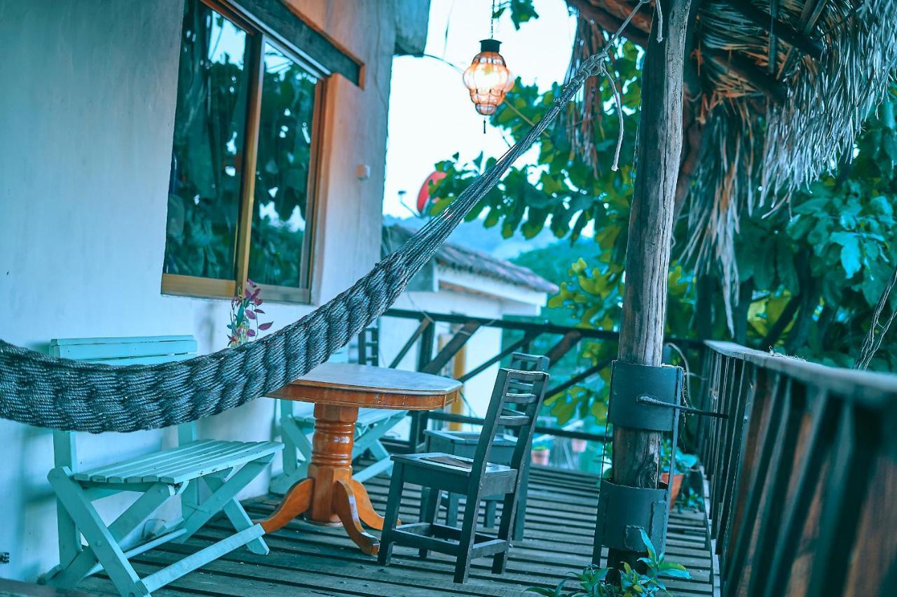 Blue Pepper Beds Sayulita Hostel ภายนอก รูปภาพ